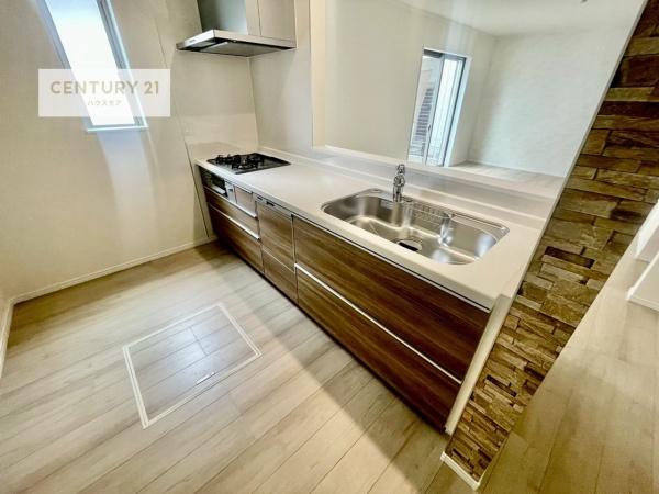 松戸市新松戸6丁目　A号棟　新築戸建