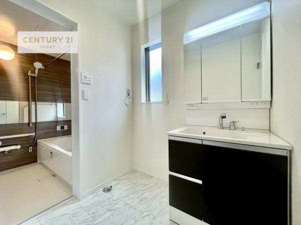 松戸市新松戸6丁目　A号棟　新築戸建