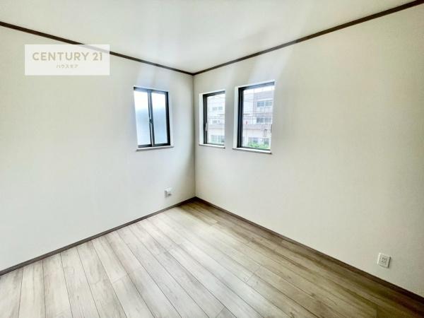 松戸市新松戸6丁目　B号棟　新築戸建