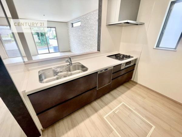 松戸市新松戸6丁目　B号棟　新築戸建