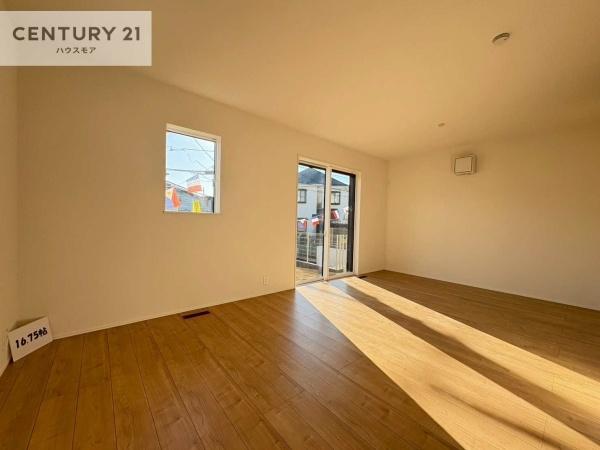 柏市酒井根2丁目　2号棟　新築戸建