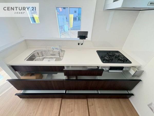 柏市酒井根2丁目　2号棟　新築戸建