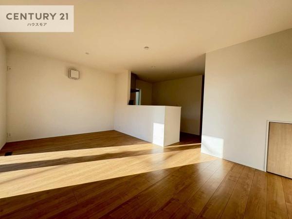 柏市酒井根2丁目　2号棟　新築戸建