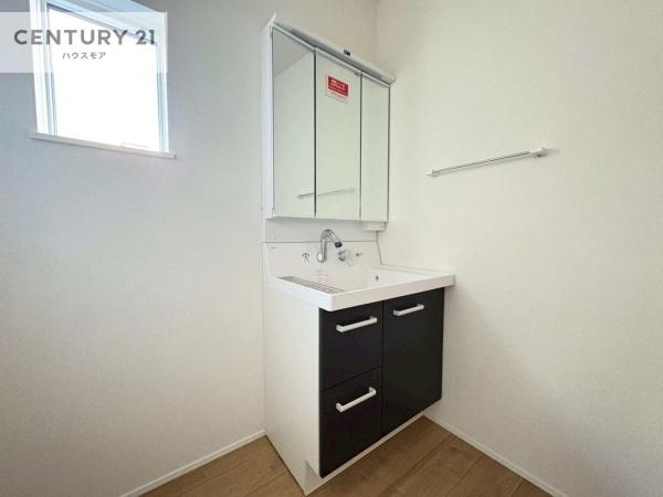 柏市酒井根2丁目　2号棟　新築戸建