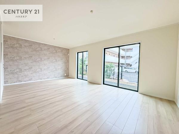 松戸市松飛台　B号棟　新築戸建