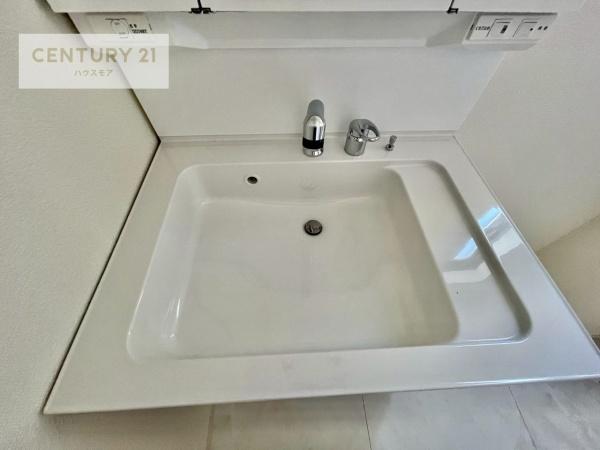 松戸市栄町8丁目　J号棟　新築戸建