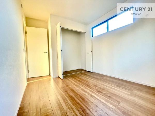 松戸市小金原7丁目　2号棟　新築戸建