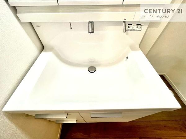 松戸市小金原7丁目　2号棟　新築戸建