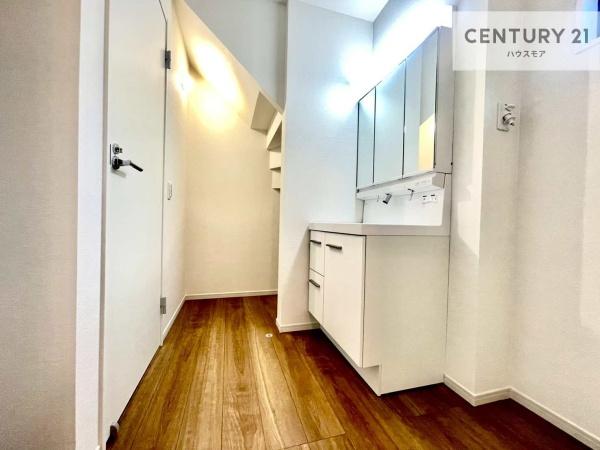 松戸市小金原7丁目　2号棟　新築戸建