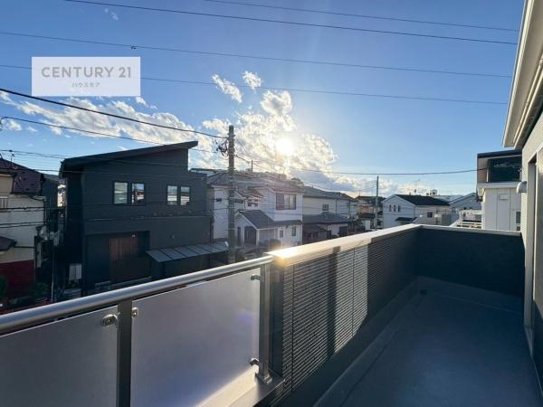 流山市向小金4丁目　新築戸建