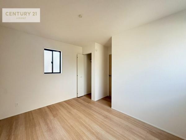 流山市流山4丁目　3号棟　新築戸建