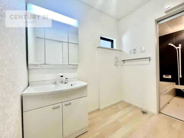 土浦市乙戸南3丁目　2号棟　新築戸建