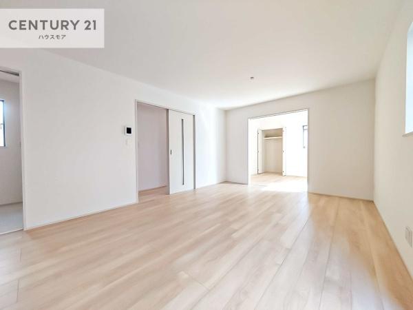 土浦市烏山4丁目　D号棟　新築戸建