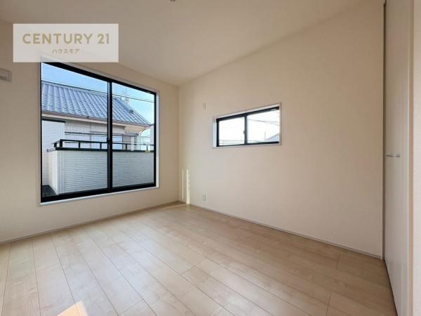 柏市十余二　新築戸建て