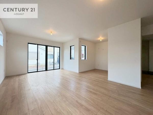 流山市三輪野山１丁目　1号棟　新築戸建