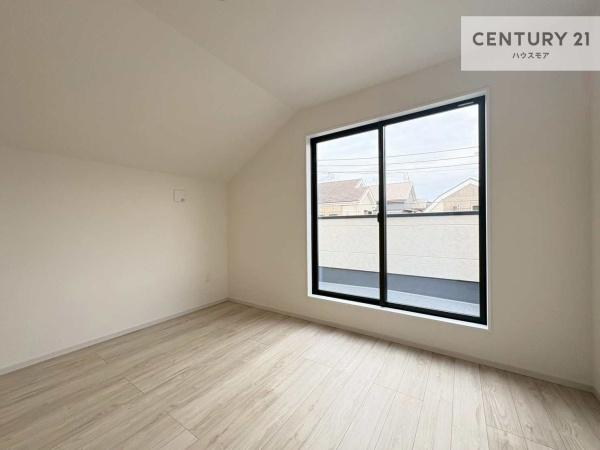 流山市三輪野山１丁目　2号棟　新築戸建