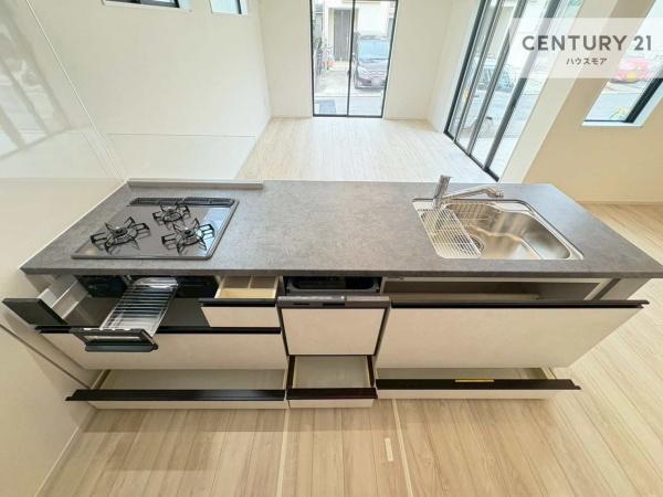 流山市三輪野山１丁目　2号棟　新築戸建