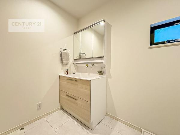 松戸市六高台西の中古一戸建て