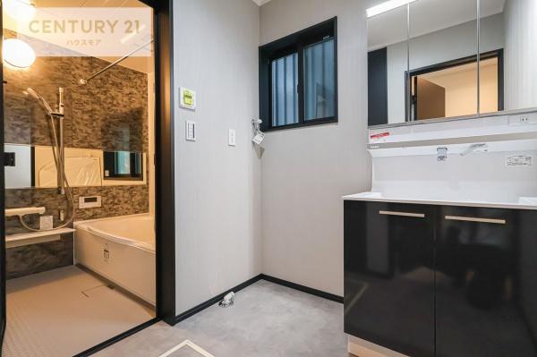 流山市流山2丁目　新築戸建