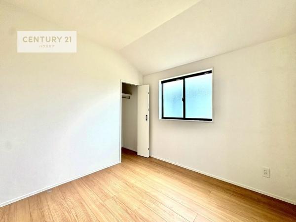 印旛郡酒々井町酒々井　2号棟　新築戸建