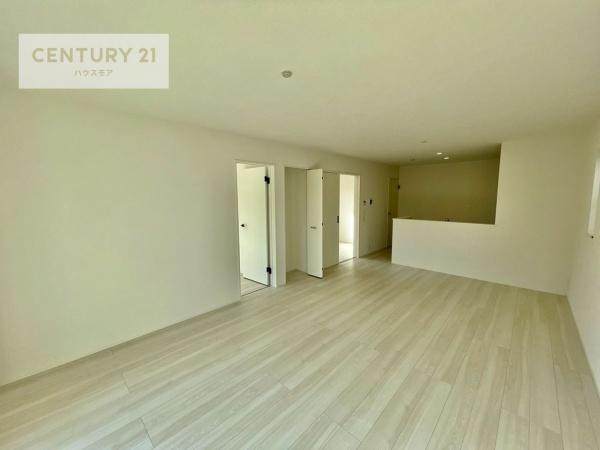 柏市酒井根2丁目　13号棟　新築戸建