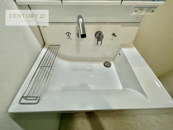 柏市酒井根2丁目　13号棟　新築戸建