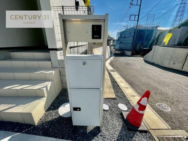 柏市酒井根2丁目　13号棟　新築戸建