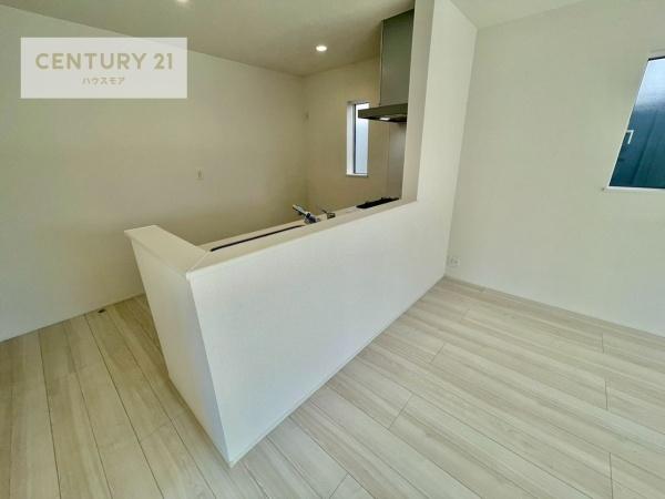 柏市酒井根2丁目　13号棟　新築戸建