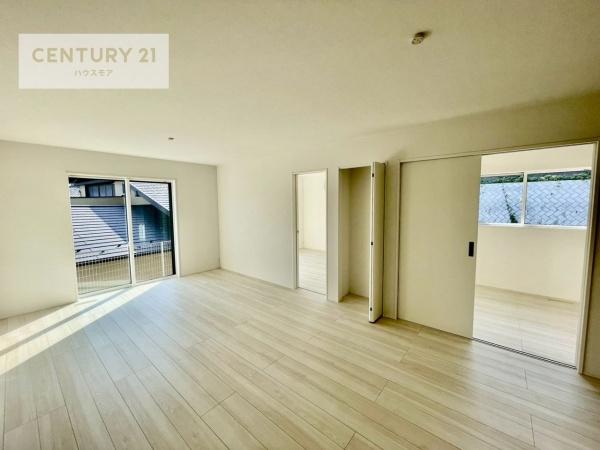 柏市酒井根2丁目　13号棟　新築戸建