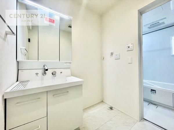 柏市酒井根2丁目　13号棟　新築戸建