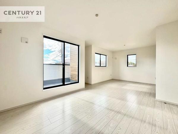 牛久市牛久町　5号棟　新築戸建