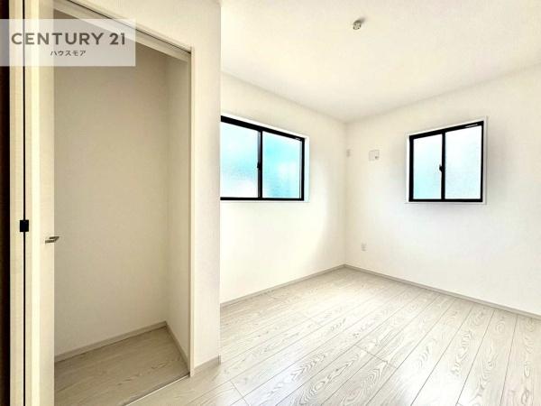 牛久市牛久町　5号棟　新築戸建