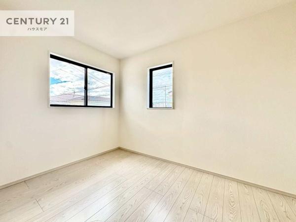 牛久市牛久町　5号棟　新築戸建