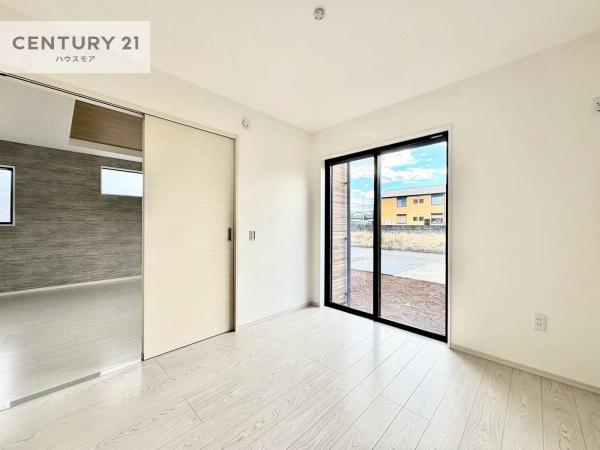 牛久市牛久町　5号棟　新築戸建