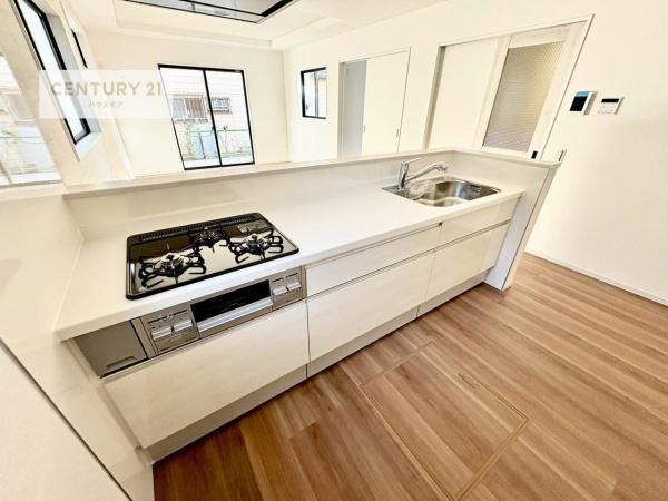 守谷市百合ケ丘2丁目　新築戸建て