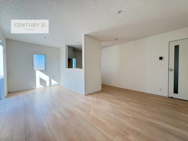 土浦市荒川沖西１丁目　3号棟　新築戸建