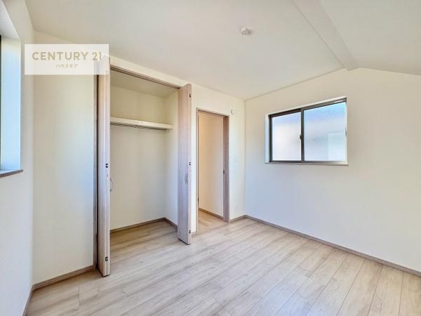 松戸市小金原7丁目　B号棟　新築戸建