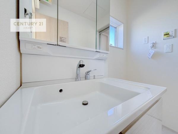 松戸市六実1丁目　新築戸建