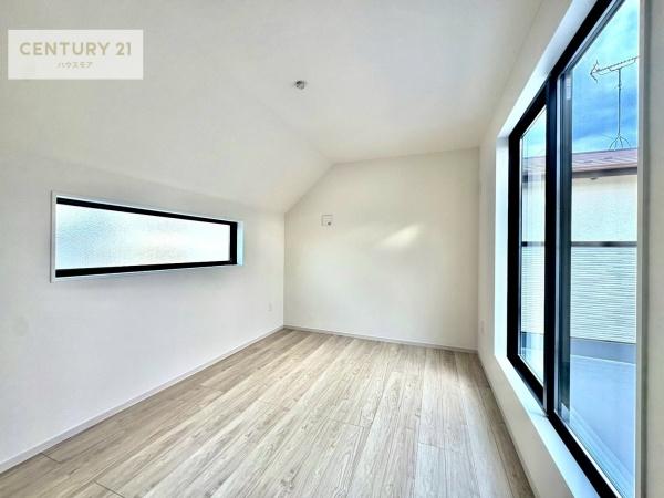 松戸市栄町2丁目　2号棟　新築戸建