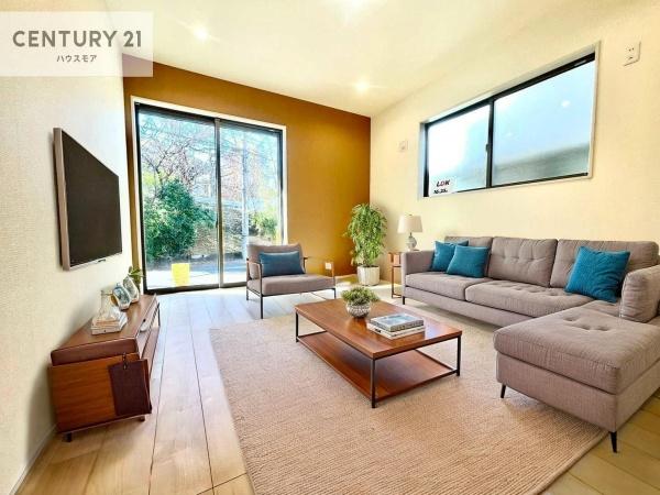 柏市あかね町　新築戸建て