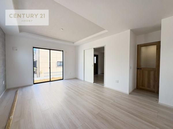 松戸市六高台5丁目　新築戸建て