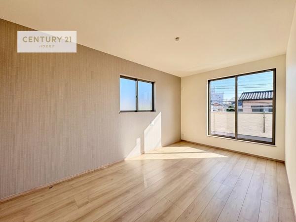 松戸市小金原7丁目　B号棟　新築戸建