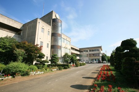龍ケ崎市松葉６丁目の土地(龍ケ崎市立長山中学校)