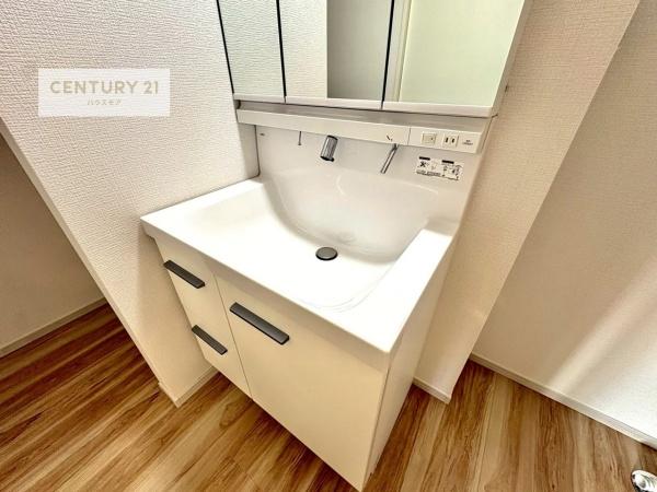 牛久市南1丁目　新築戸建