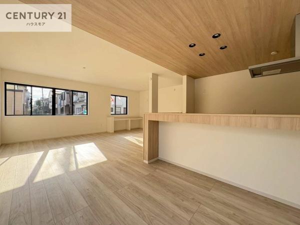 松戸市西馬橋3丁目　新築戸建