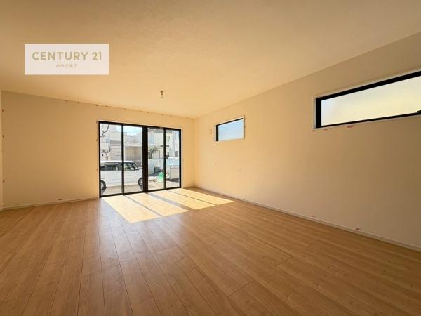 松戸市新松戸7丁目　2号棟　新築戸建