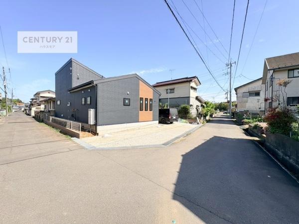 牛久市岡見町　新築戸建て
