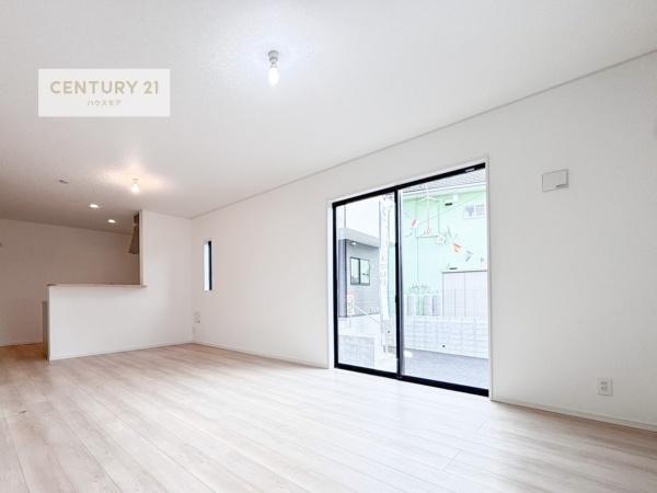 土浦市小松1丁目　1号棟　新築戸建