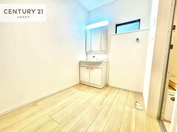 松戸市小金原5丁目　1号棟　新築戸建