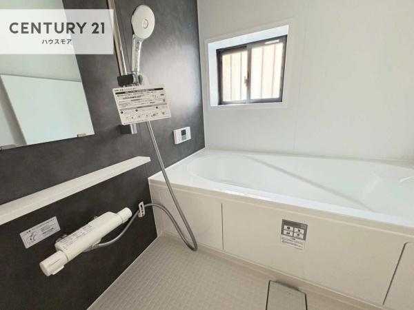 松戸市南花島3丁目　B号棟　新築戸建